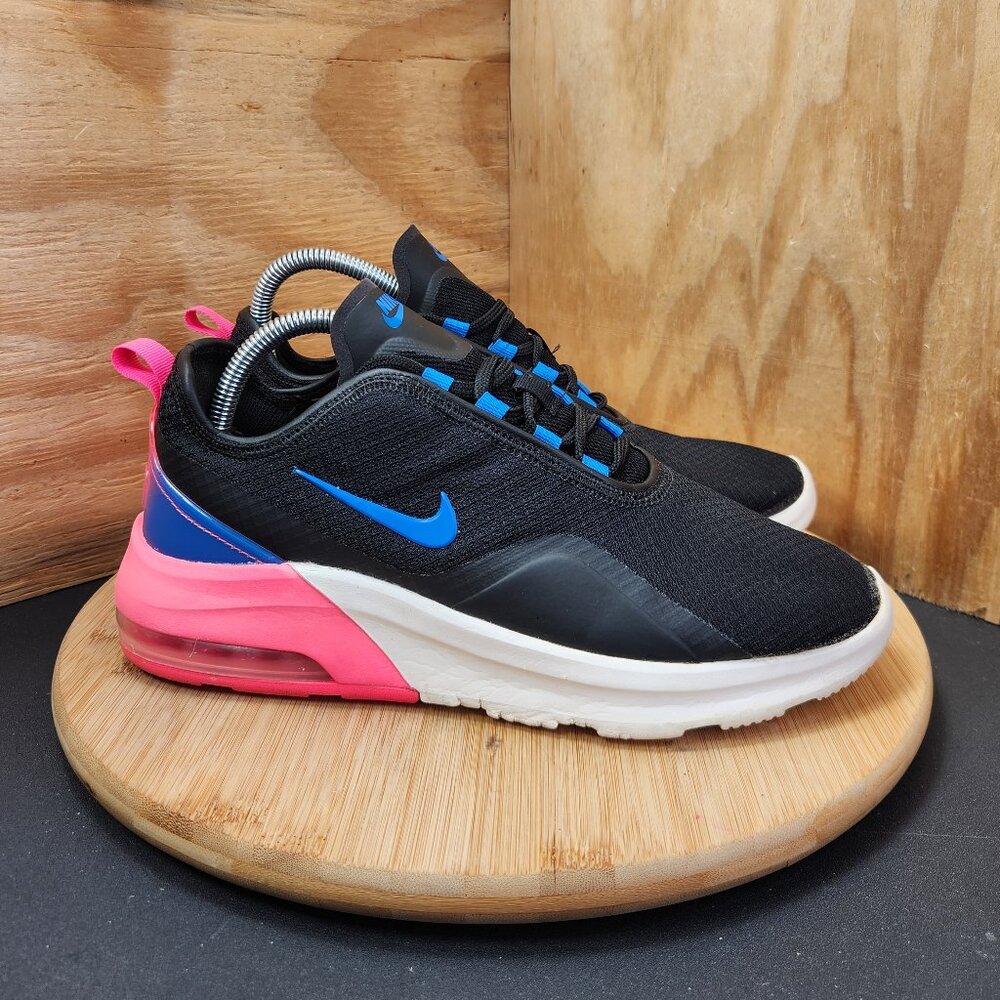 Nike Air Max Motion 2 Women Black Running Shoes Sneakers Size 9.5